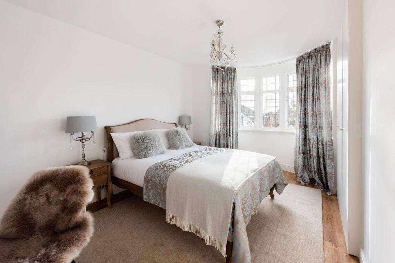 The Bluebird - One Bedroom Apartment In Watford Watford  Exterior foto
